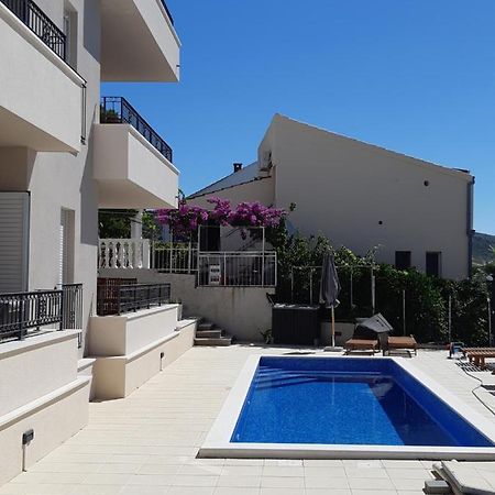 Apartment Lizzi. Trogir Ngoại thất bức ảnh