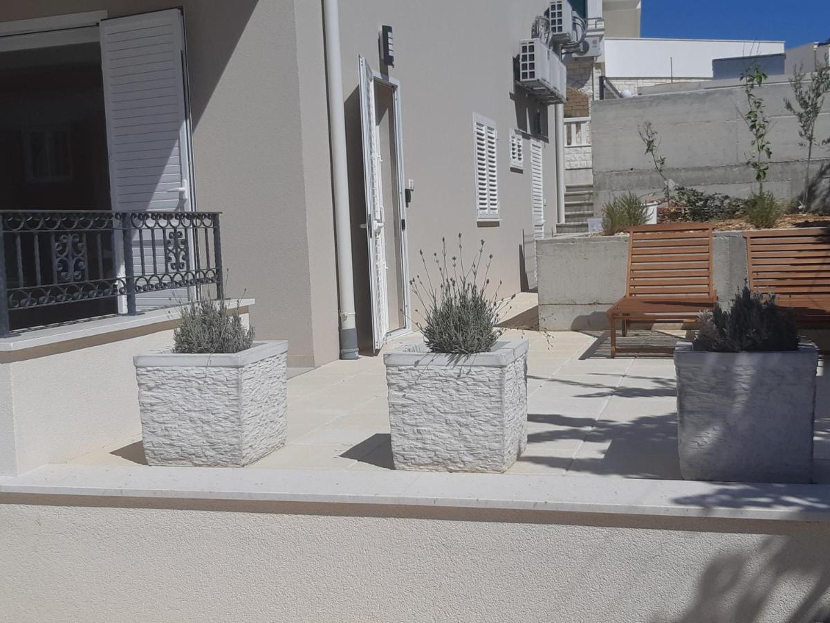 Apartment Lizzi. Trogir Ngoại thất bức ảnh