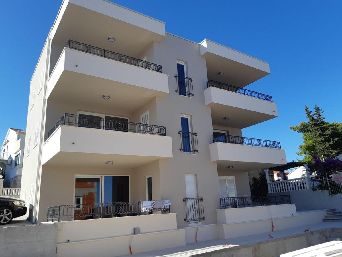 Apartment Lizzi. Trogir Ngoại thất bức ảnh
