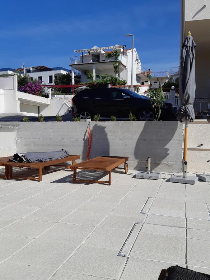 Apartment Lizzi. Trogir Ngoại thất bức ảnh