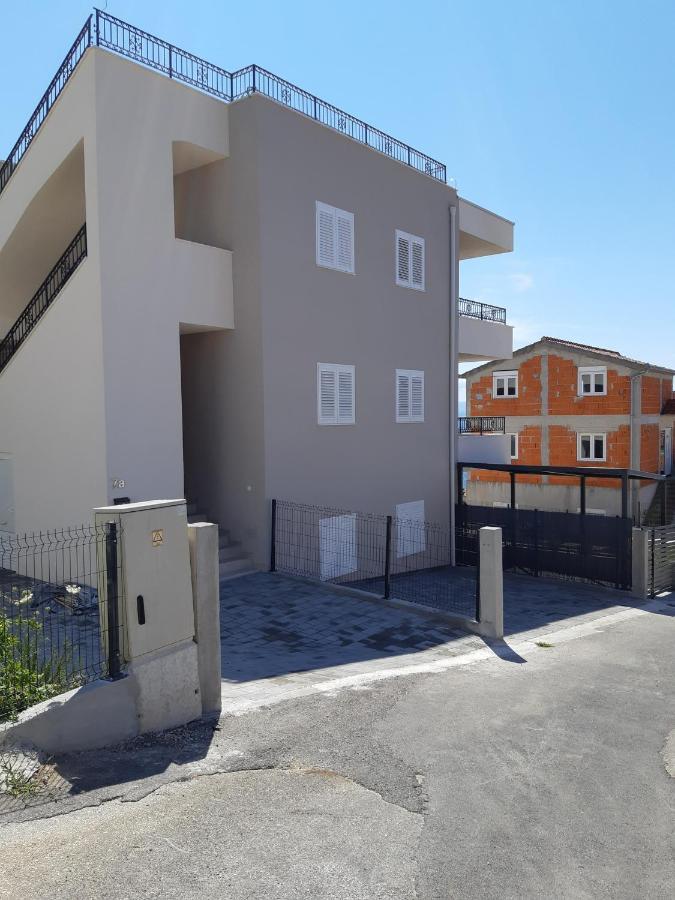 Apartment Lizzi. Trogir Ngoại thất bức ảnh