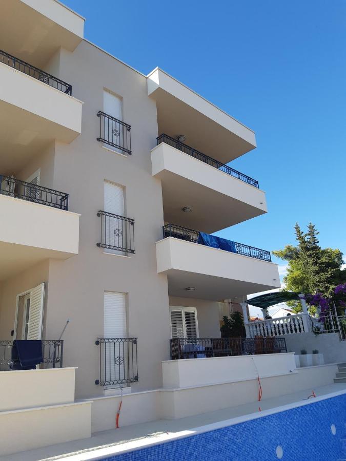 Apartment Lizzi. Trogir Ngoại thất bức ảnh